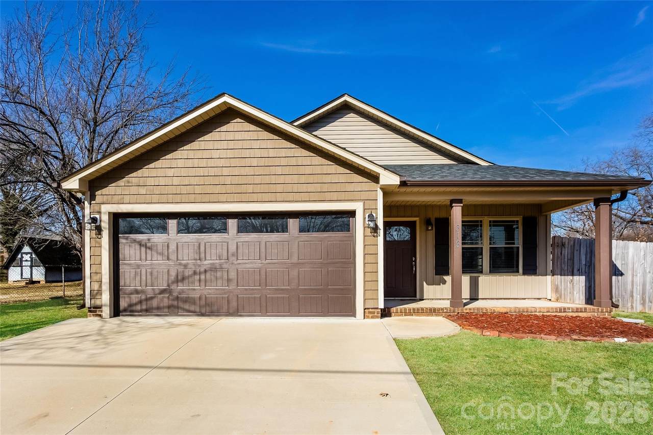 313 24th Street - Photo 1