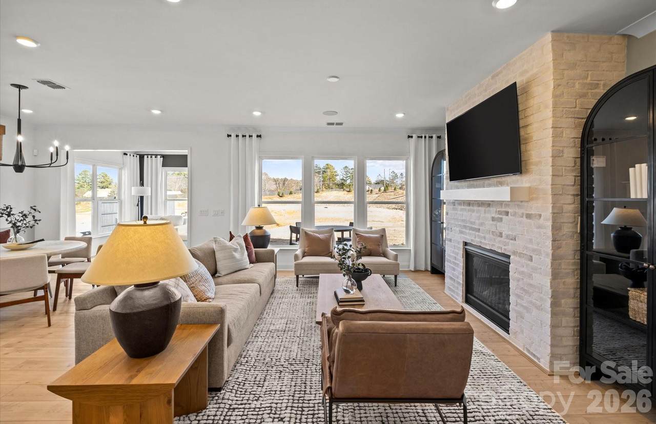 7525 Pedigree Circle - Photo 1