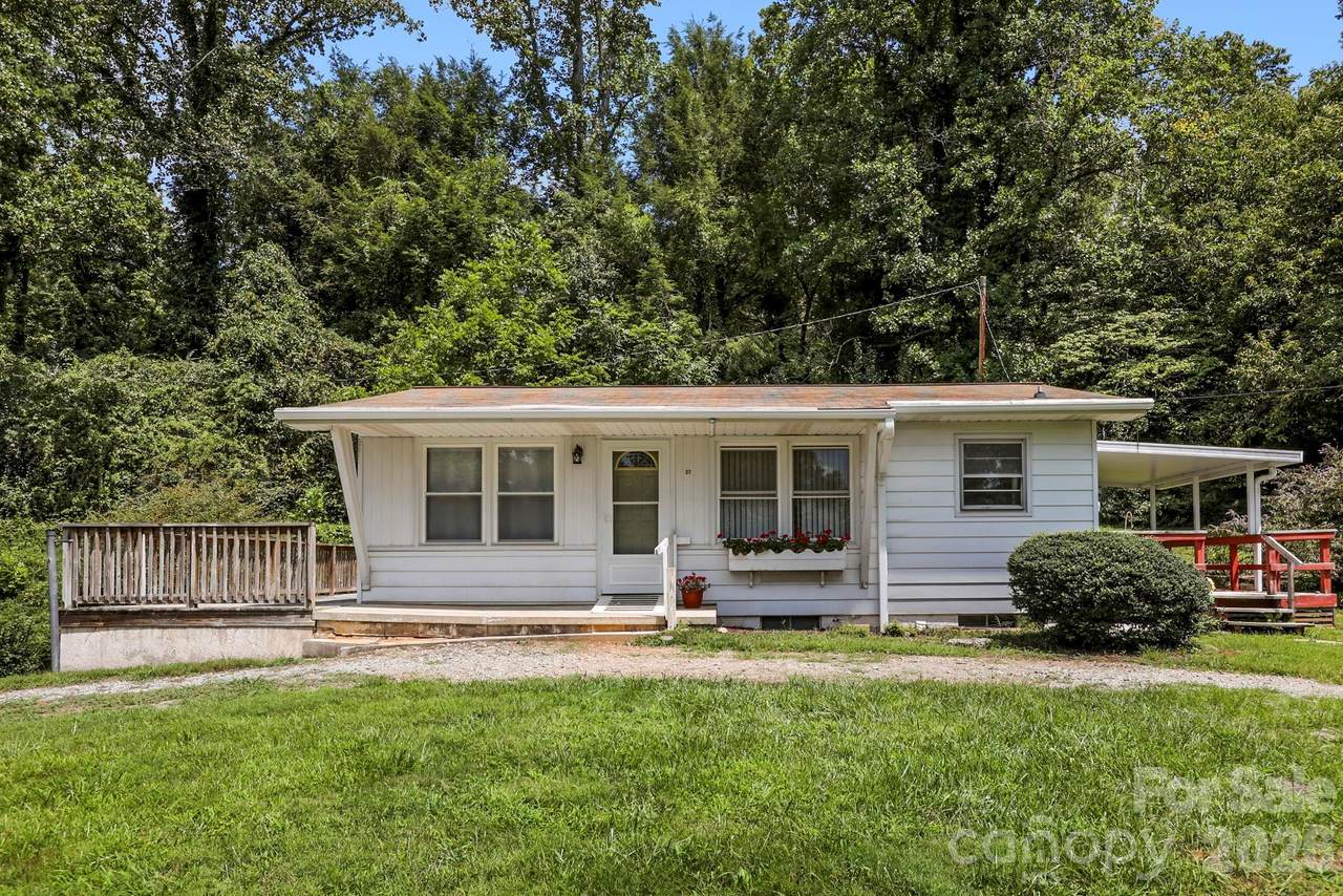 27 Mcgee Circle - Photo 1