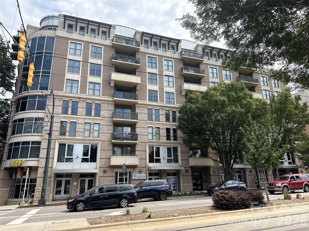 718 Trade Street - Photo 1