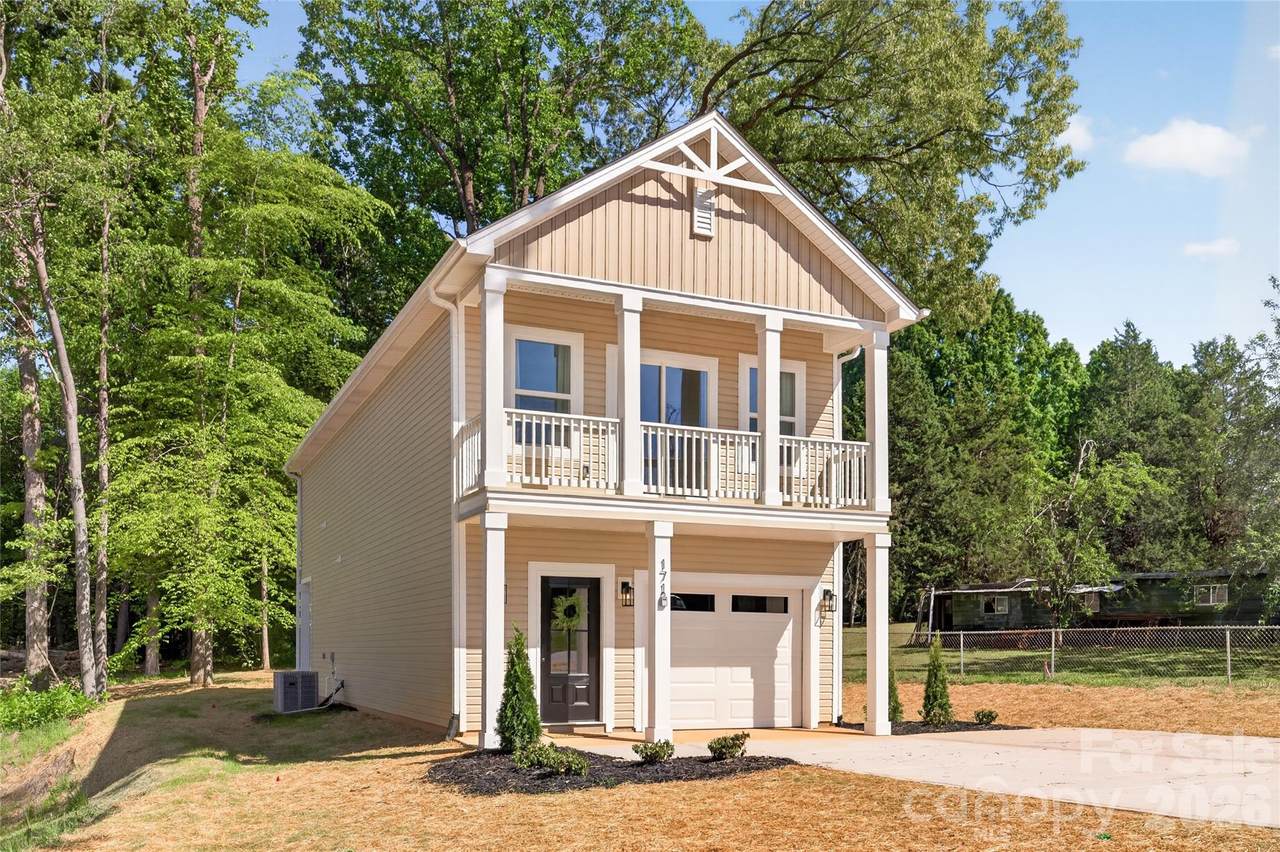 150 Hansard Drive - Photo 1