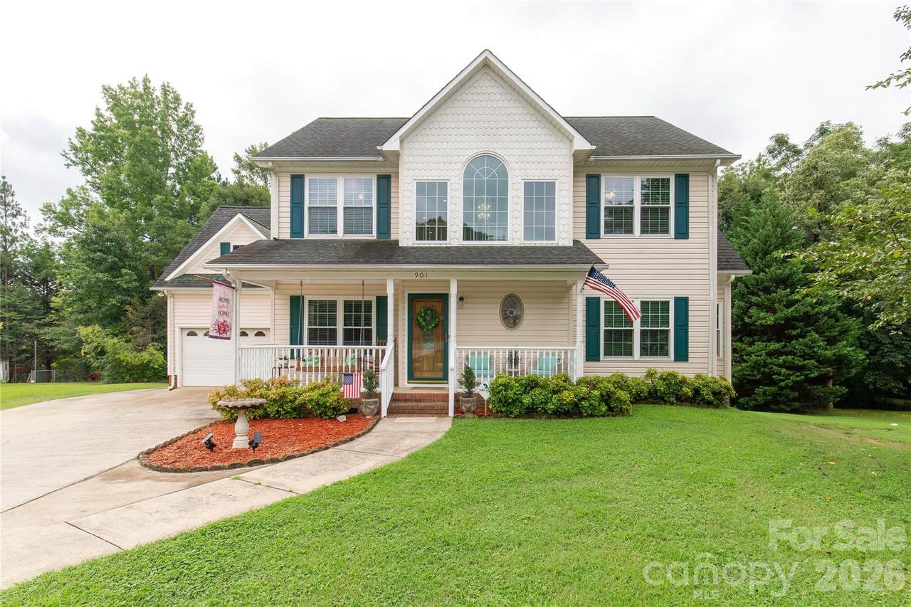 901 Clover Park Drive - Photo 1