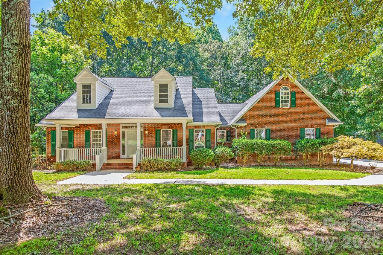 6756 Hawks Nest Lane - Photo 1