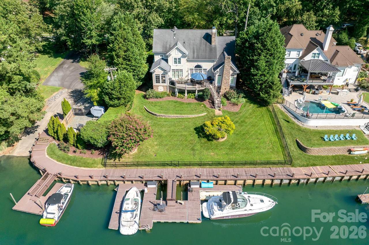 21300 Blakely Shores Drive - Photo 1