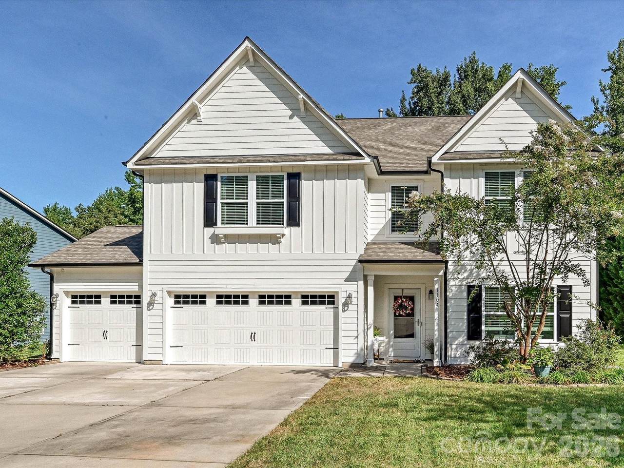 1104 Bassett Way - Photo 1
