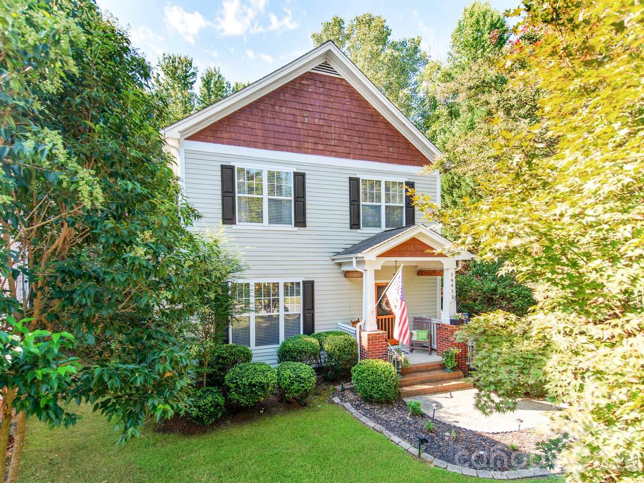 16415 Kelly Park Circle - Photo 1