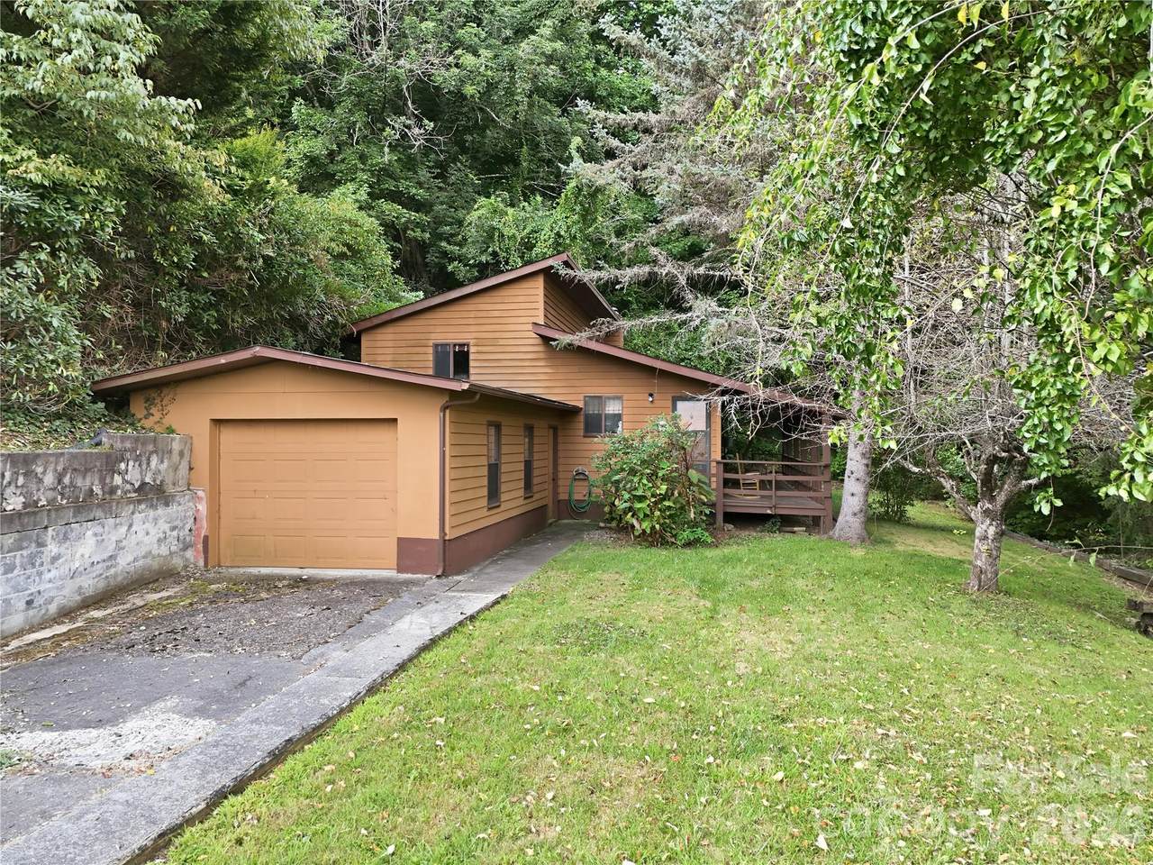128 Wildcherry Hill Road - Photo 1