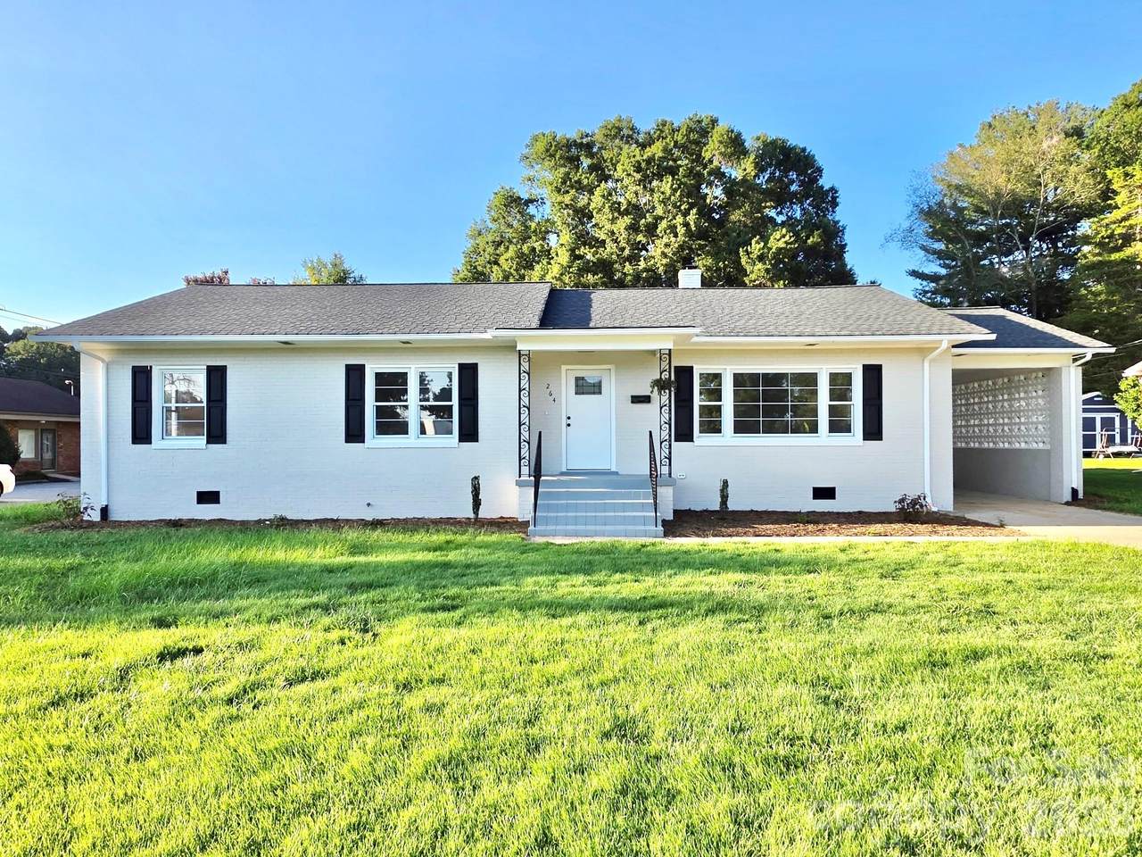 264 3rd Avenue - Photo 1