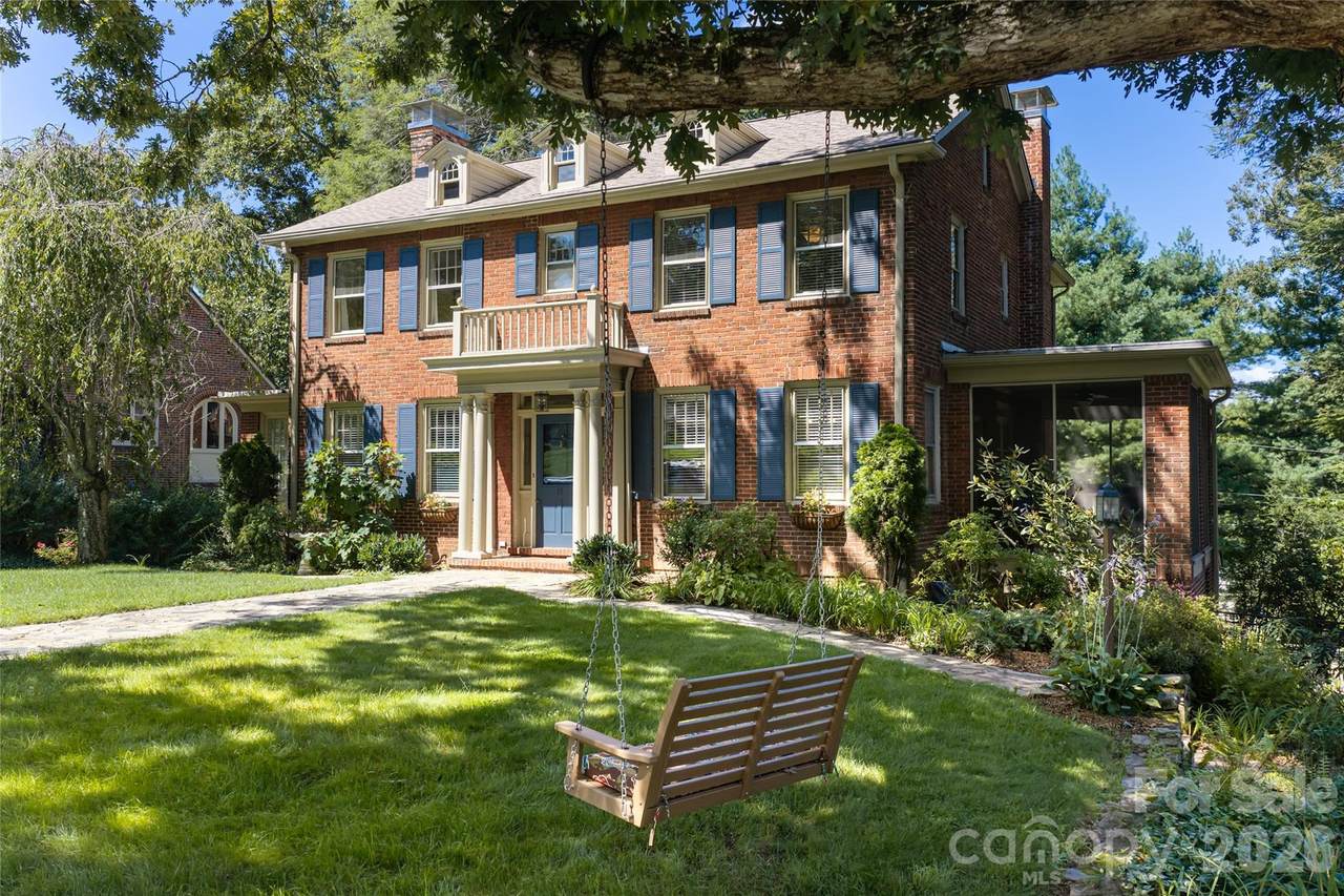 17 Lynwood Road - Photo 1