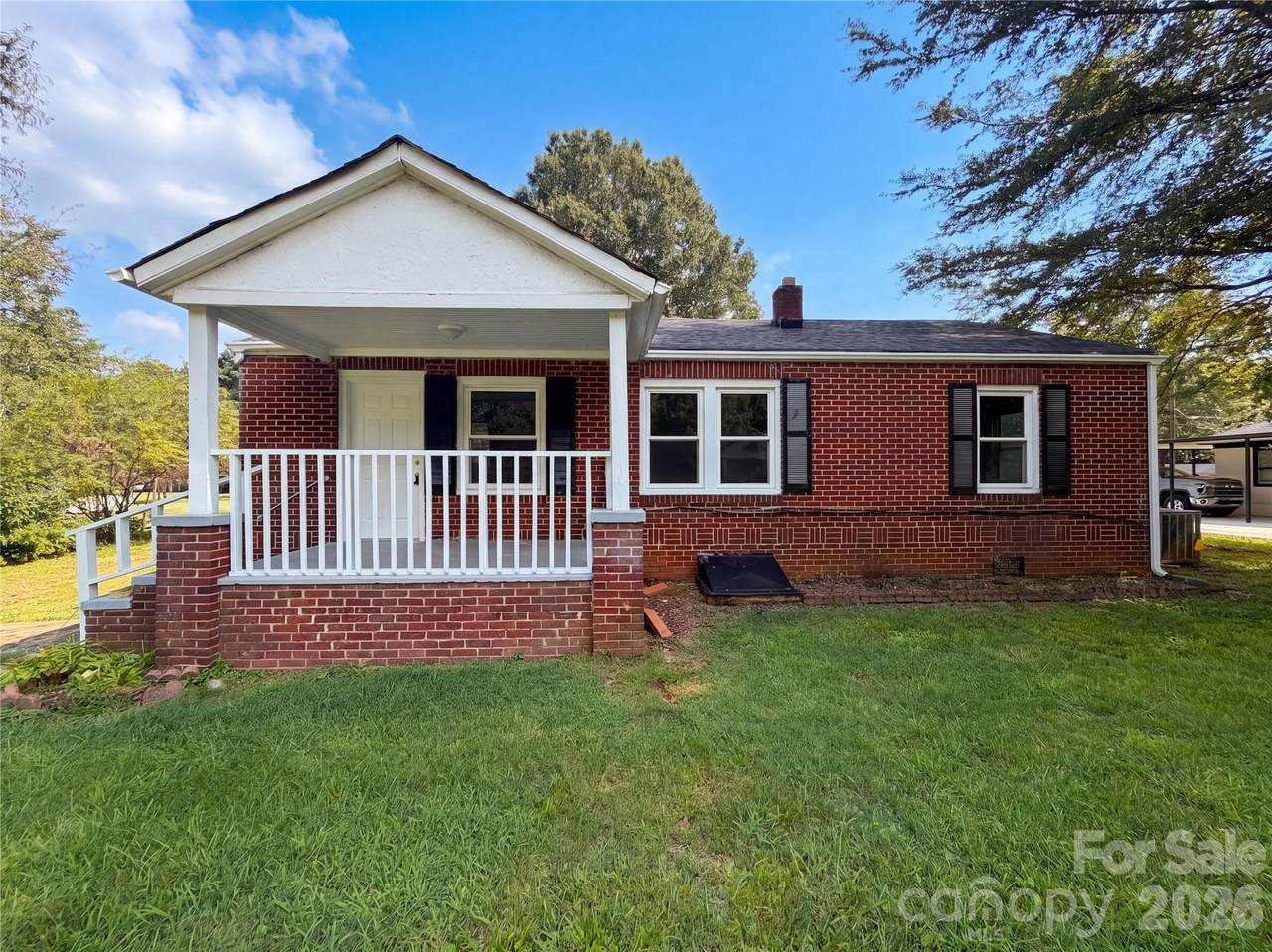 1006 Peachtree Road - Photo 1