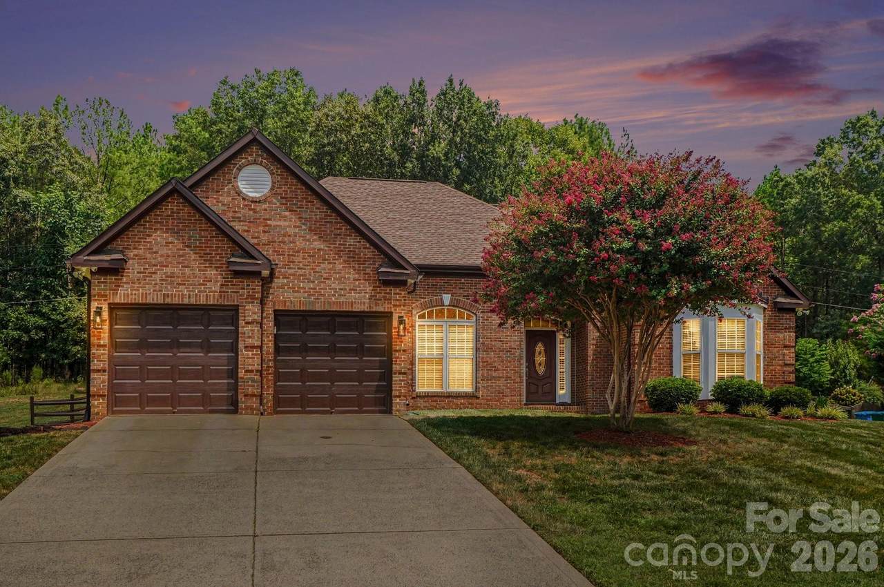 1523 Sweetgum Lane - Photo 1