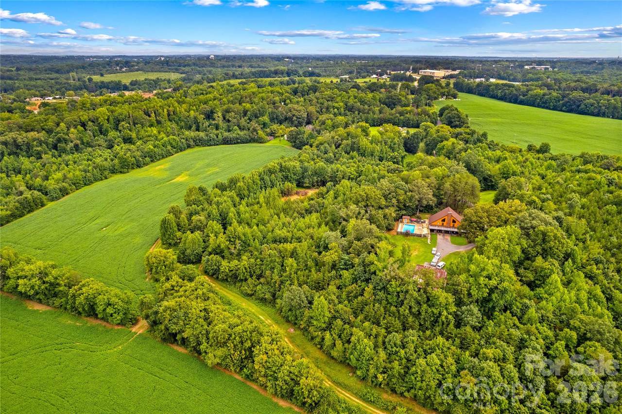 239 Belfast Road - Photo 1
