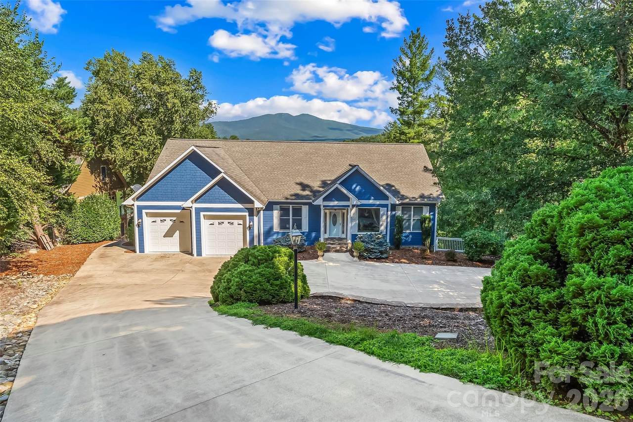 705 Waters Edge Drive - Photo 1
