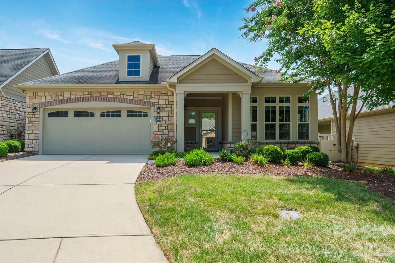 5028 Polo Gate Boulevard - Photo 1