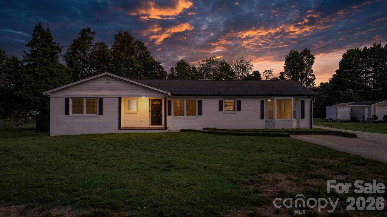 5795 Valley Field Road - Photo 1