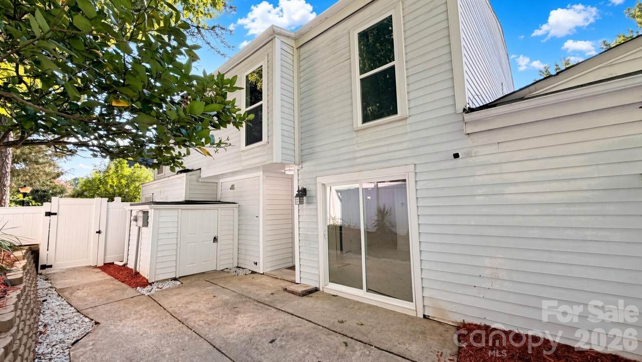 7107 Stonington Lane - Photo 1