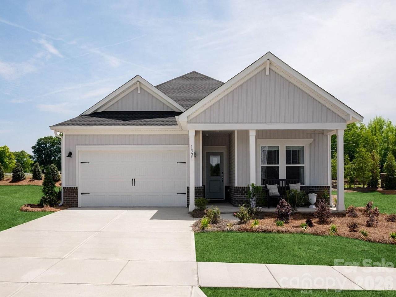 323 Pantego Place - Photo 1