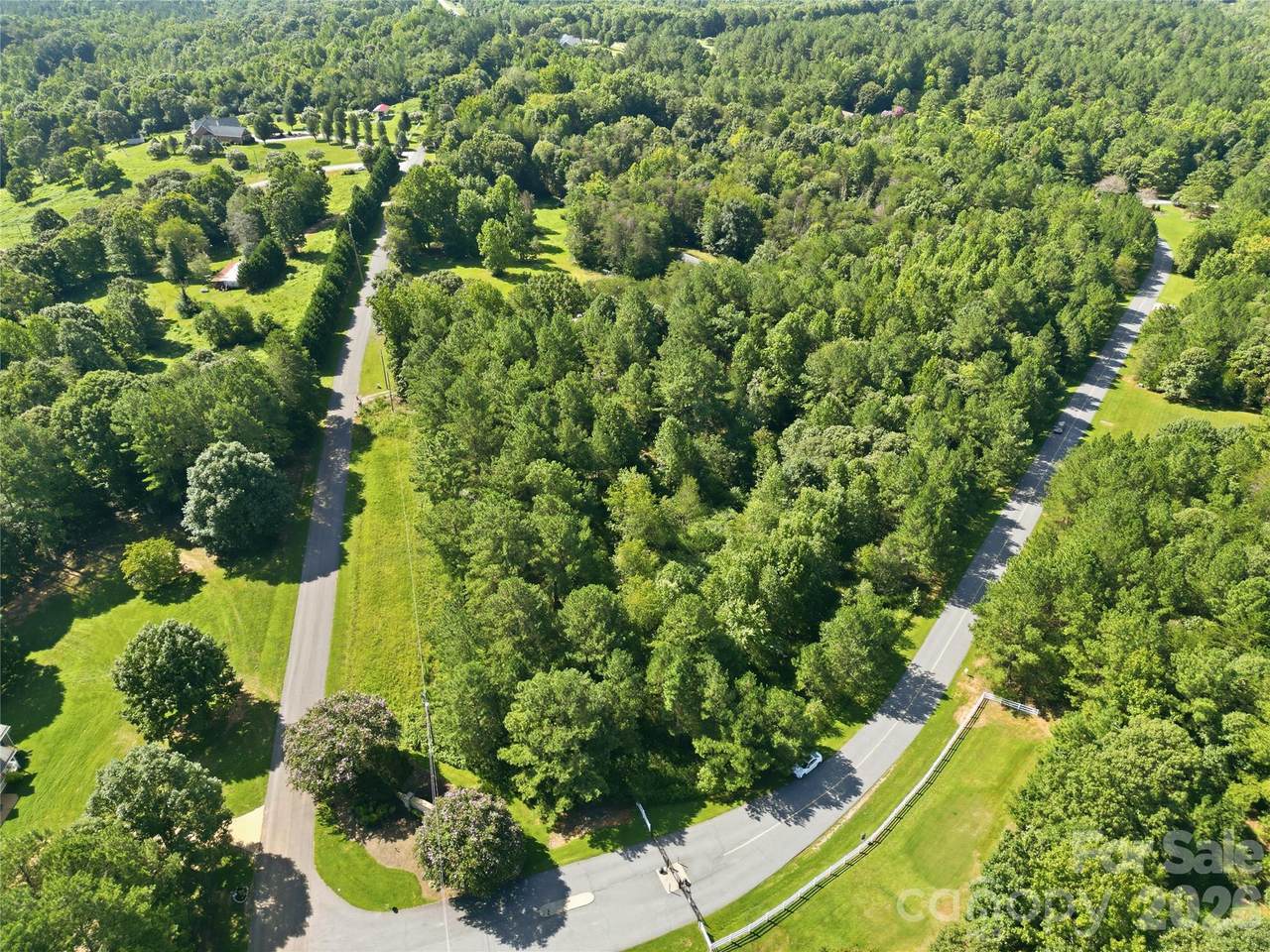 113 Gardner Point Drive - Photo 1