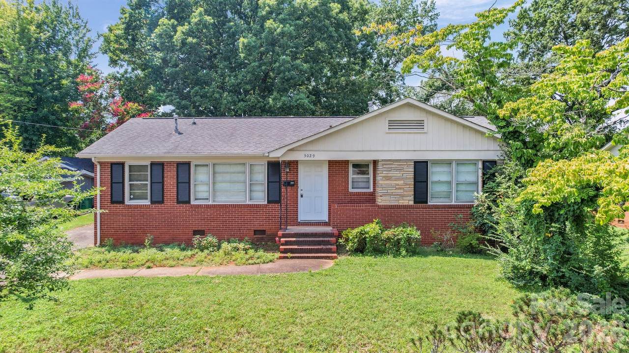 3029 Rosehill Drive - Photo 1