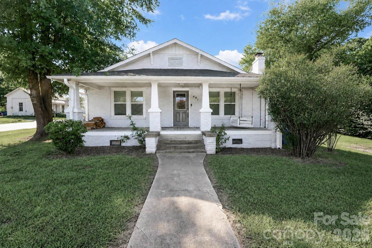 401 Oakland Avenue - Photo 1
