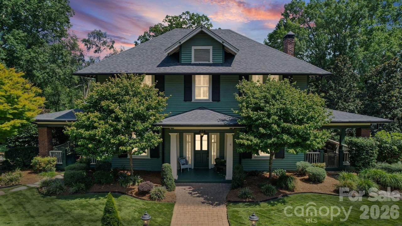 424 York Street - Photo 1