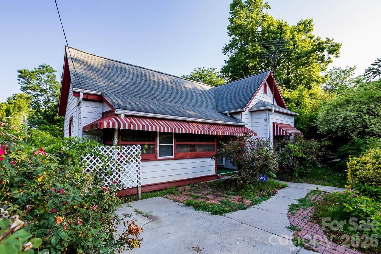 91 Clingman Avenue - Photo 1