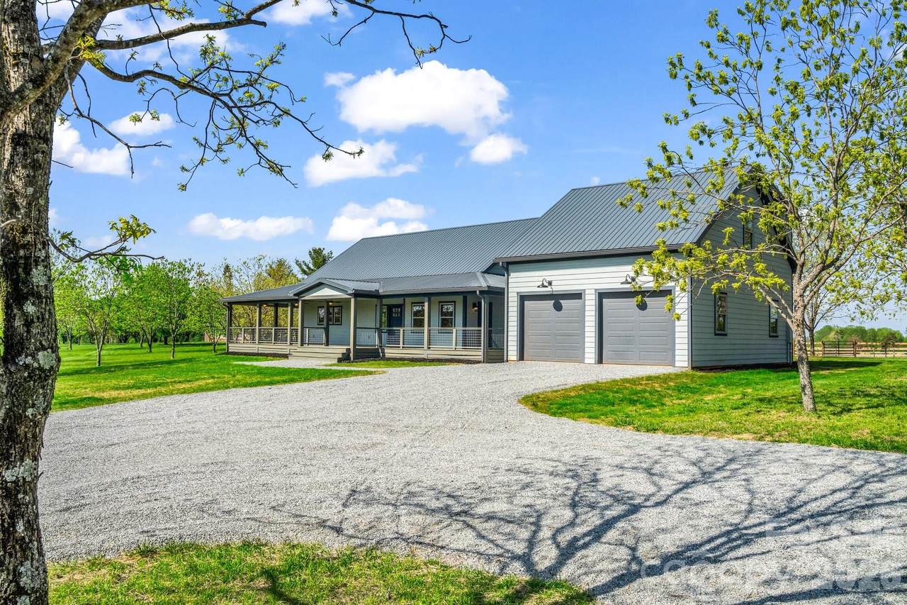 1480 Airport Road - Photo 1