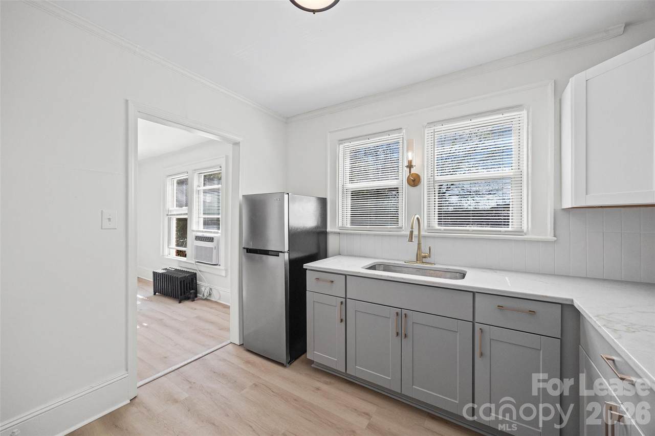 49 Corban Avenue - Photo 1