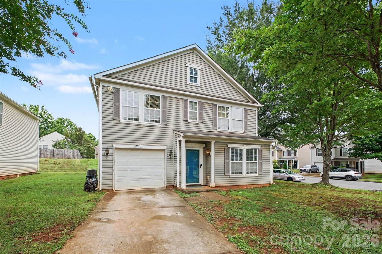 8602 Panglemont Drive - Photo 1