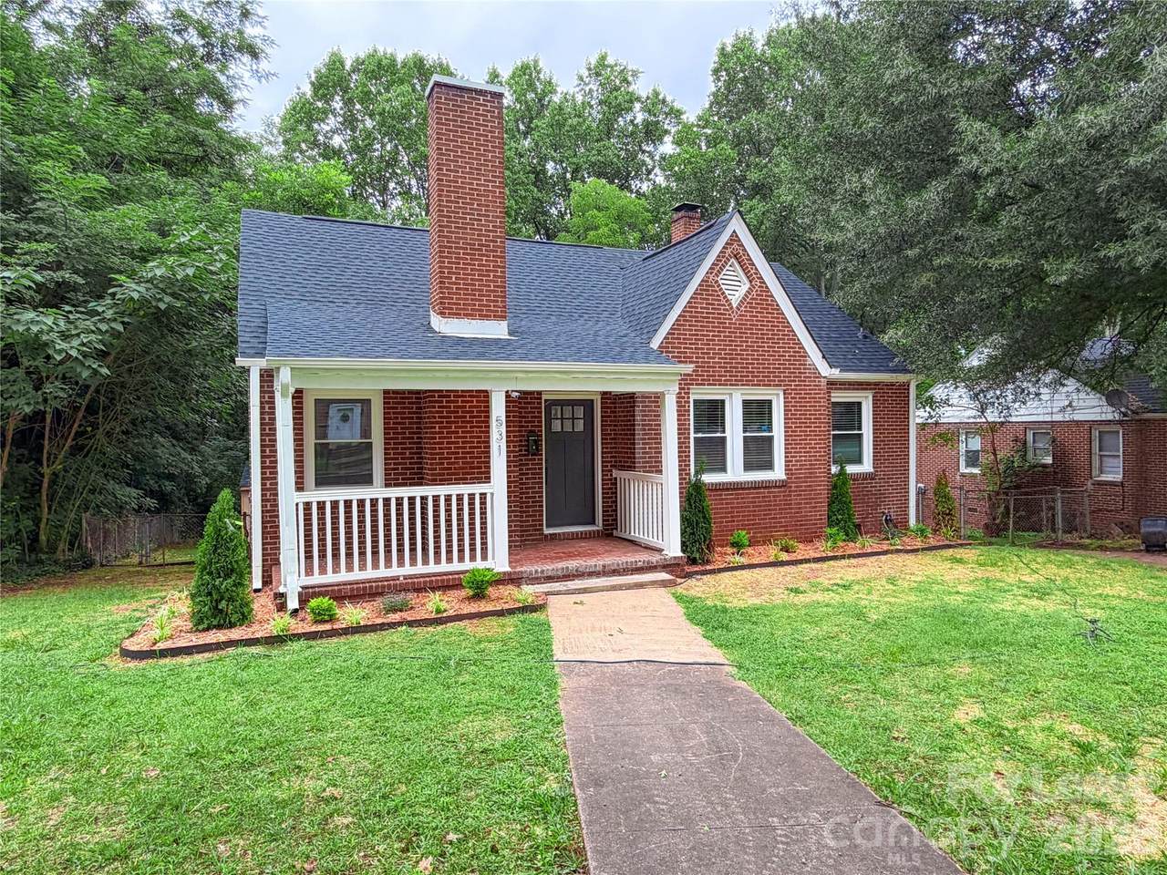 531 Front Street - Photo 1