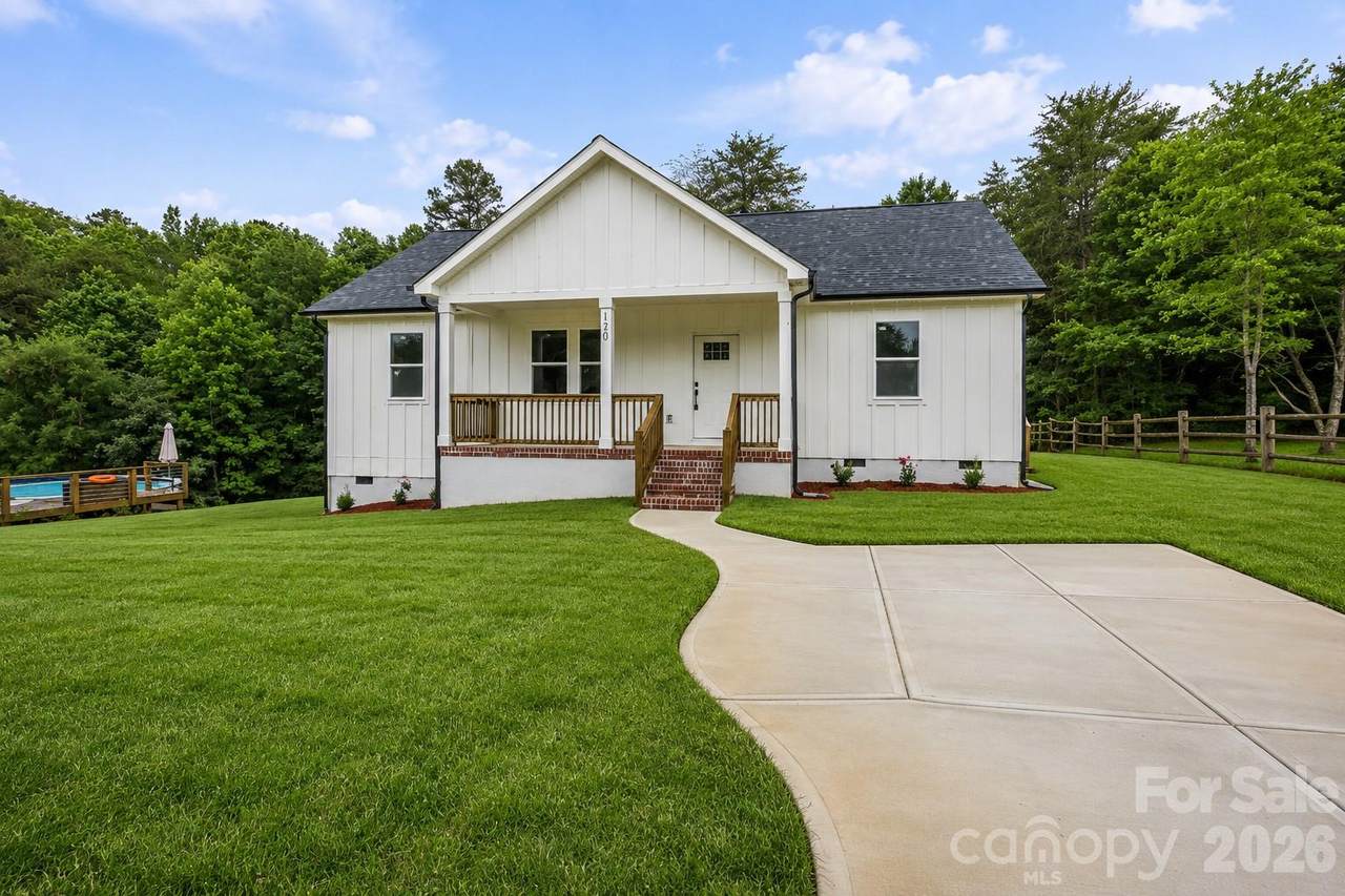 120 Whistling Pines Drive - Photo 1
