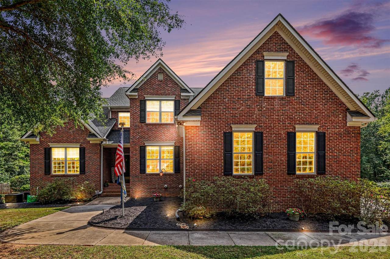 3647 Venetian Way - Photo 1