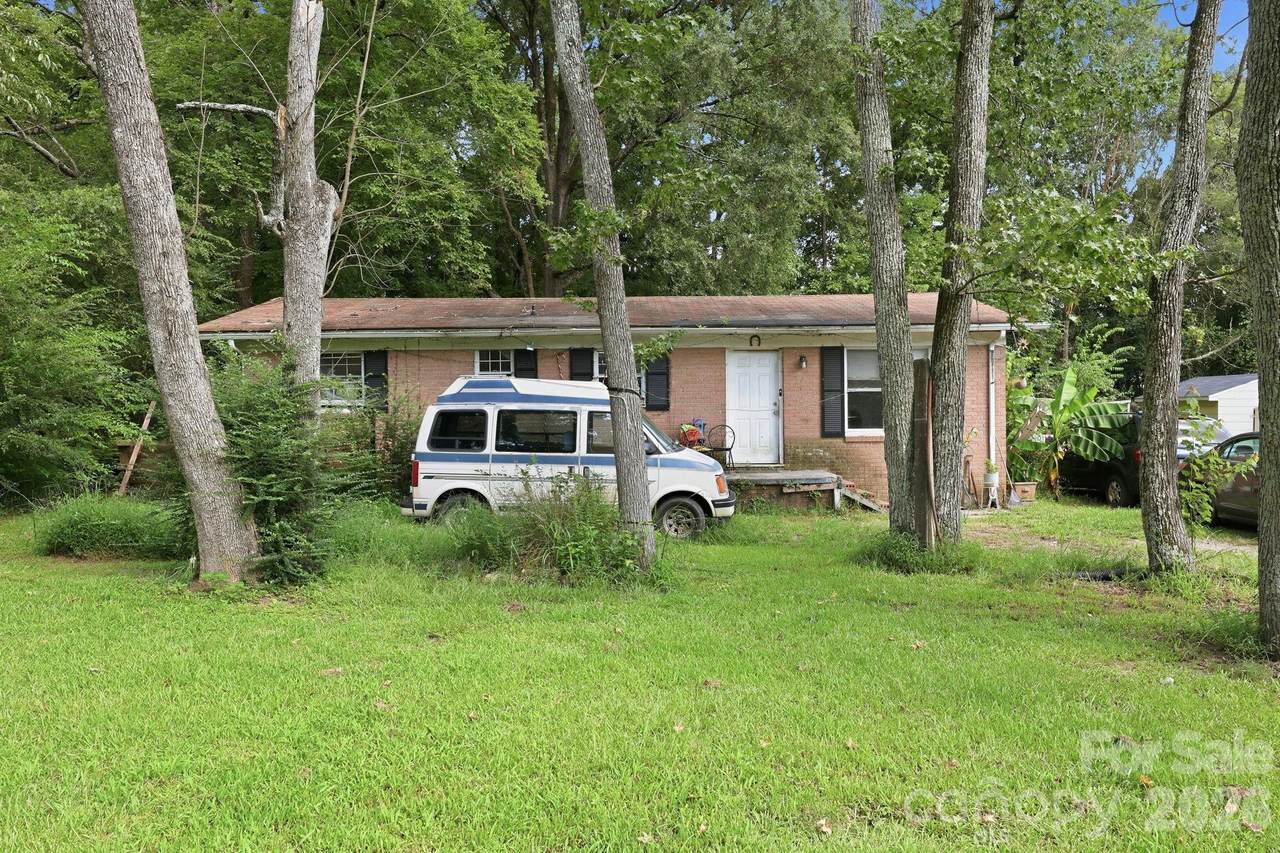 3715 Patricia Drive - Photo 1