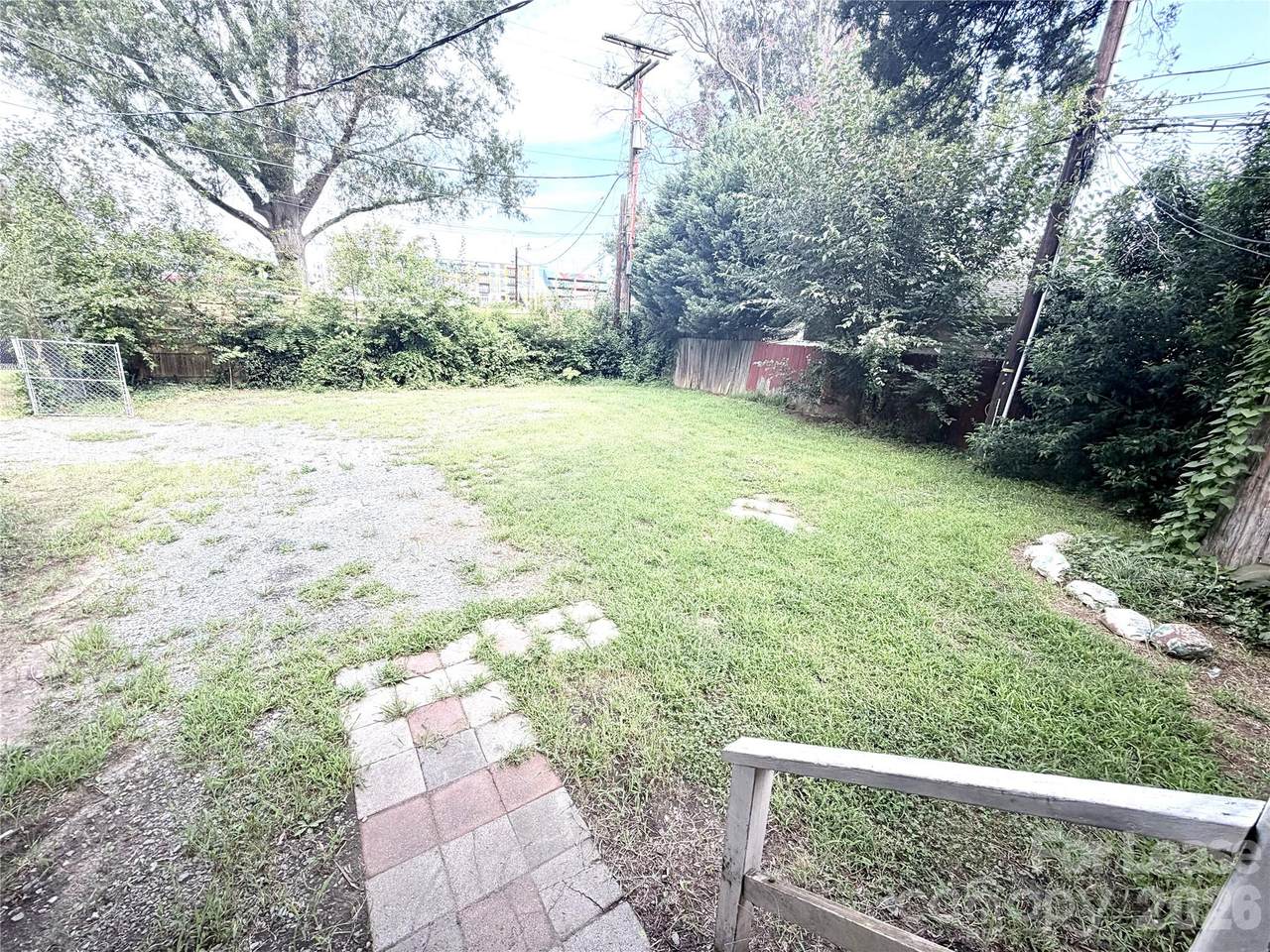 https://bt-photos.global.ssl.fastly.net/cmls/orig_boomver_1_4418144-1.jpg