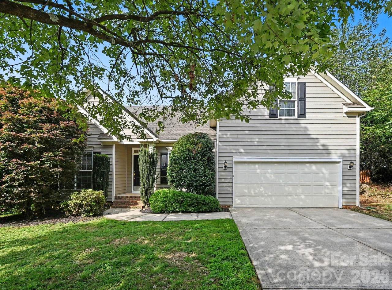 400 Amersham Lane - Photo 1