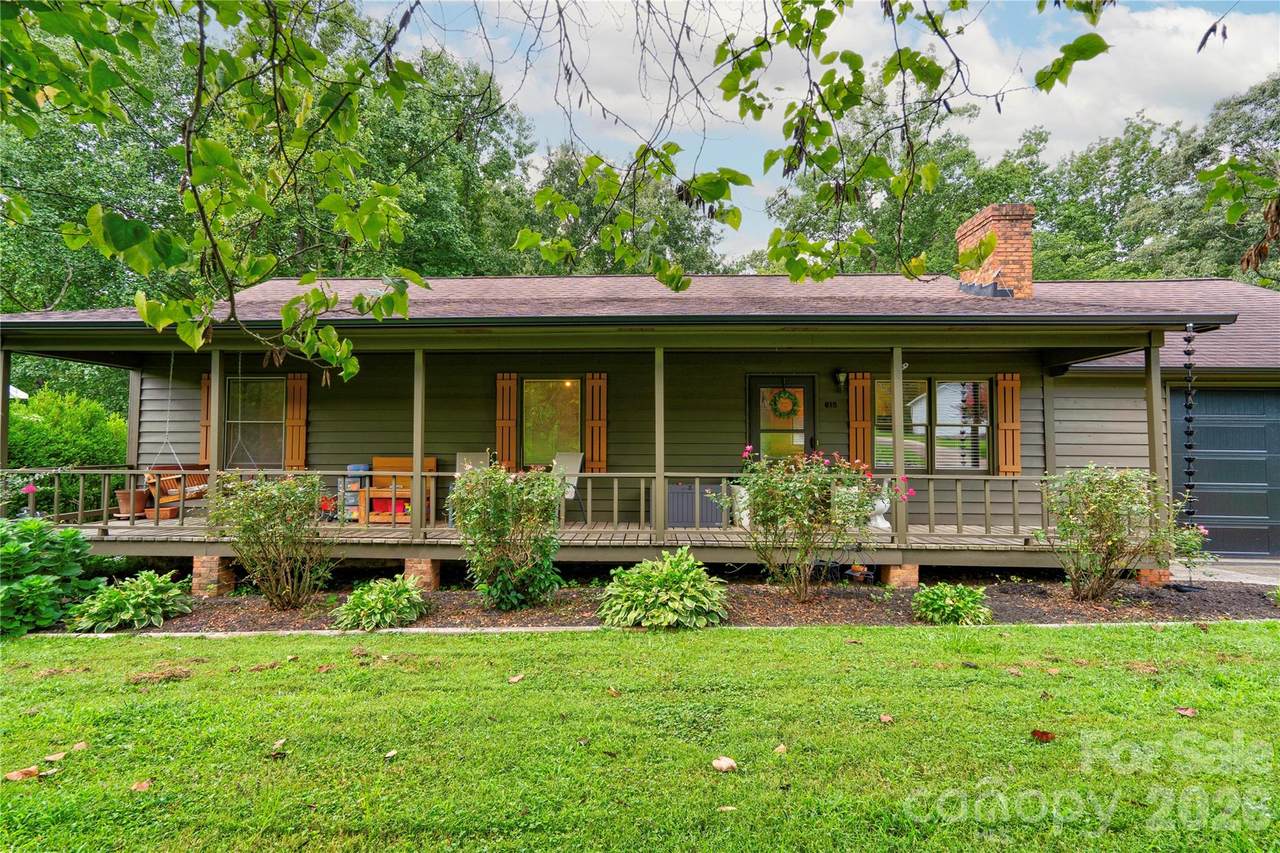 615 Ginger Drive - Photo 1