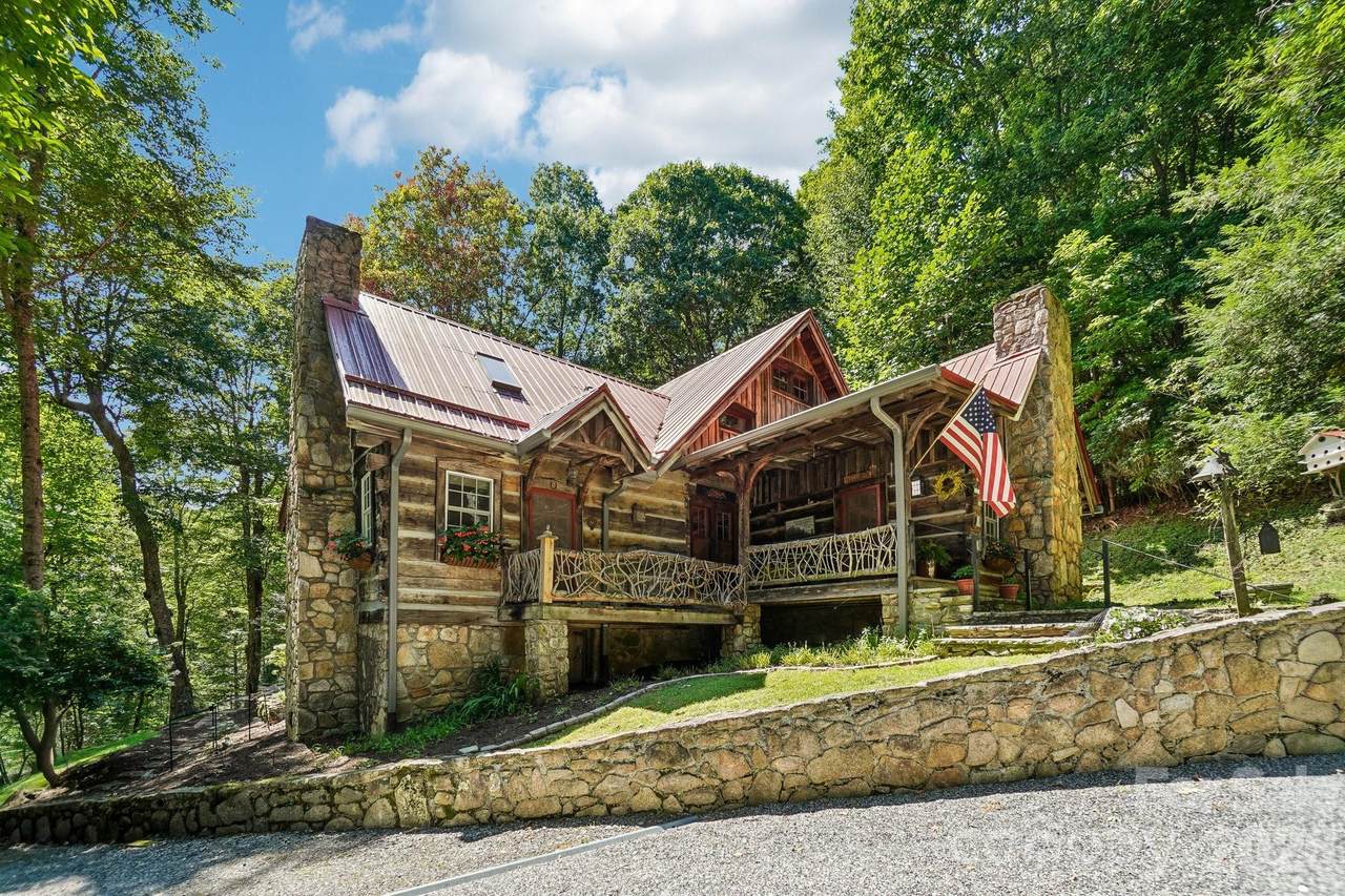 311 Wonderly Lane - Photo 1