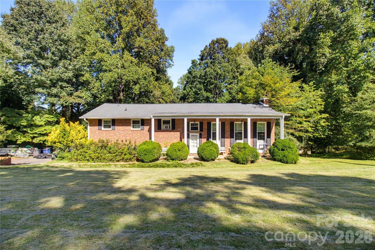 5675 Sweetbriar Road - Photo 1