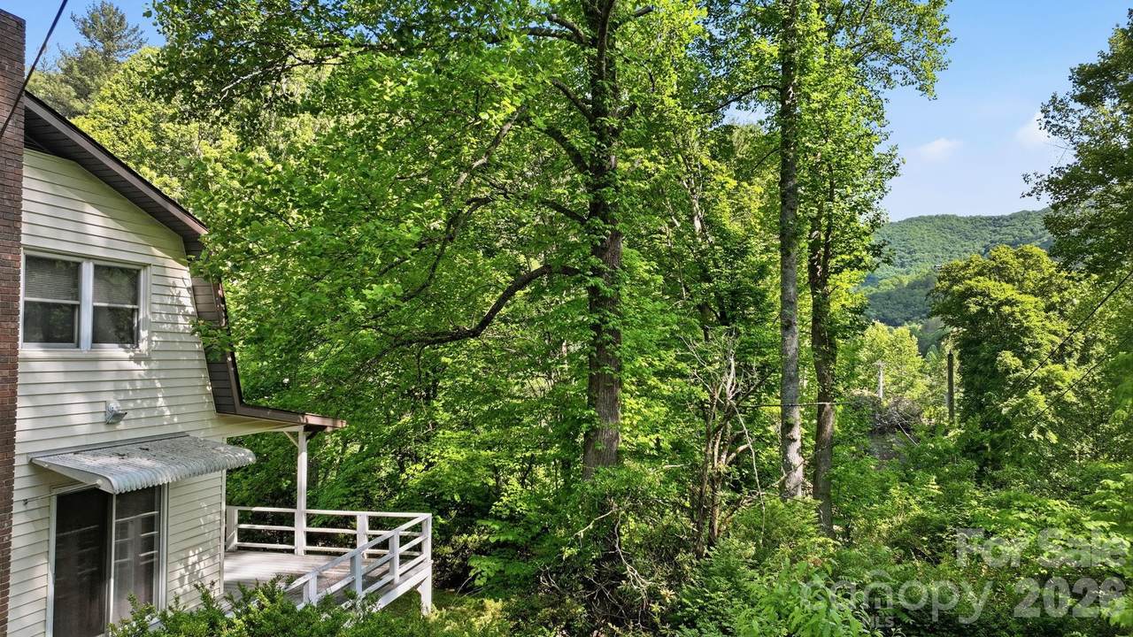 https://bt-photos.global.ssl.fastly.net/cmls/1280_boomver_1_4418580-1.jpg