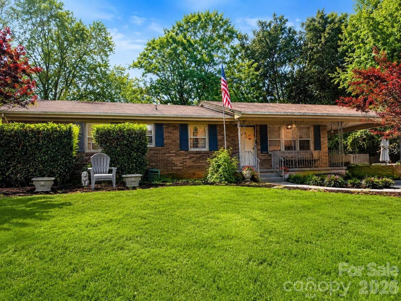 2931 Poplar Circle - Photo 1
