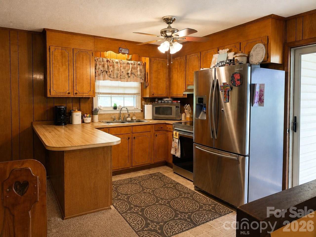 https://bt-photos.global.ssl.fastly.net/cmls/1280_boomver_1_4418611-1.jpg