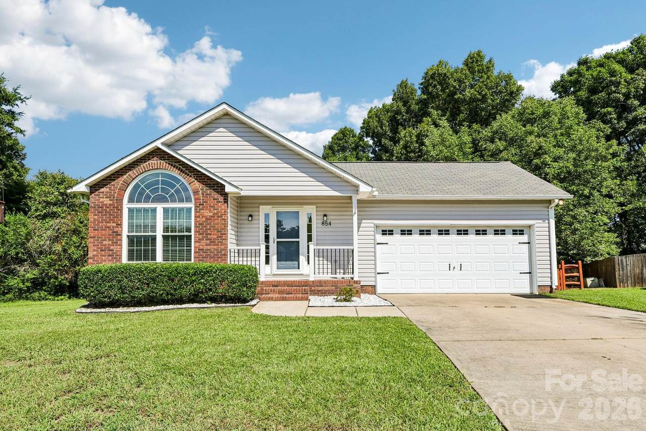 854 Highlander Court - Photo 1