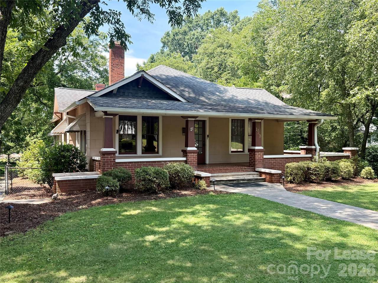 123 Sycamore Street - Photo 1