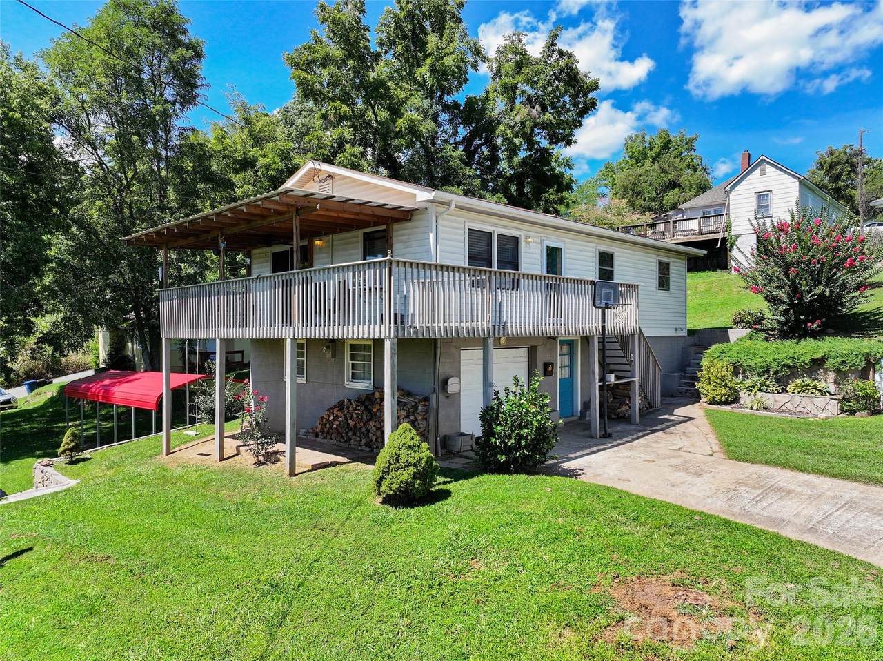83 Rocky Street - Photo 1