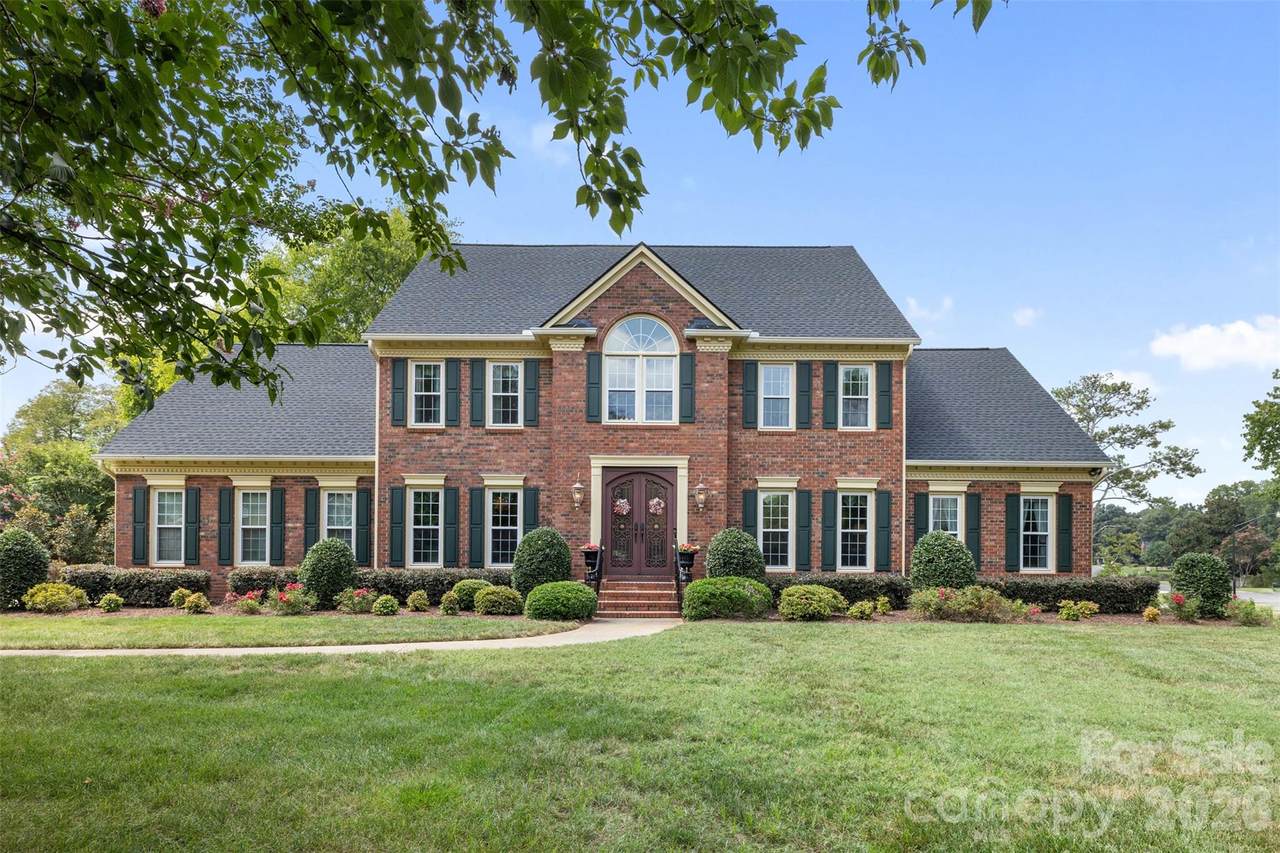 1551 Farrow Drive - Photo 1