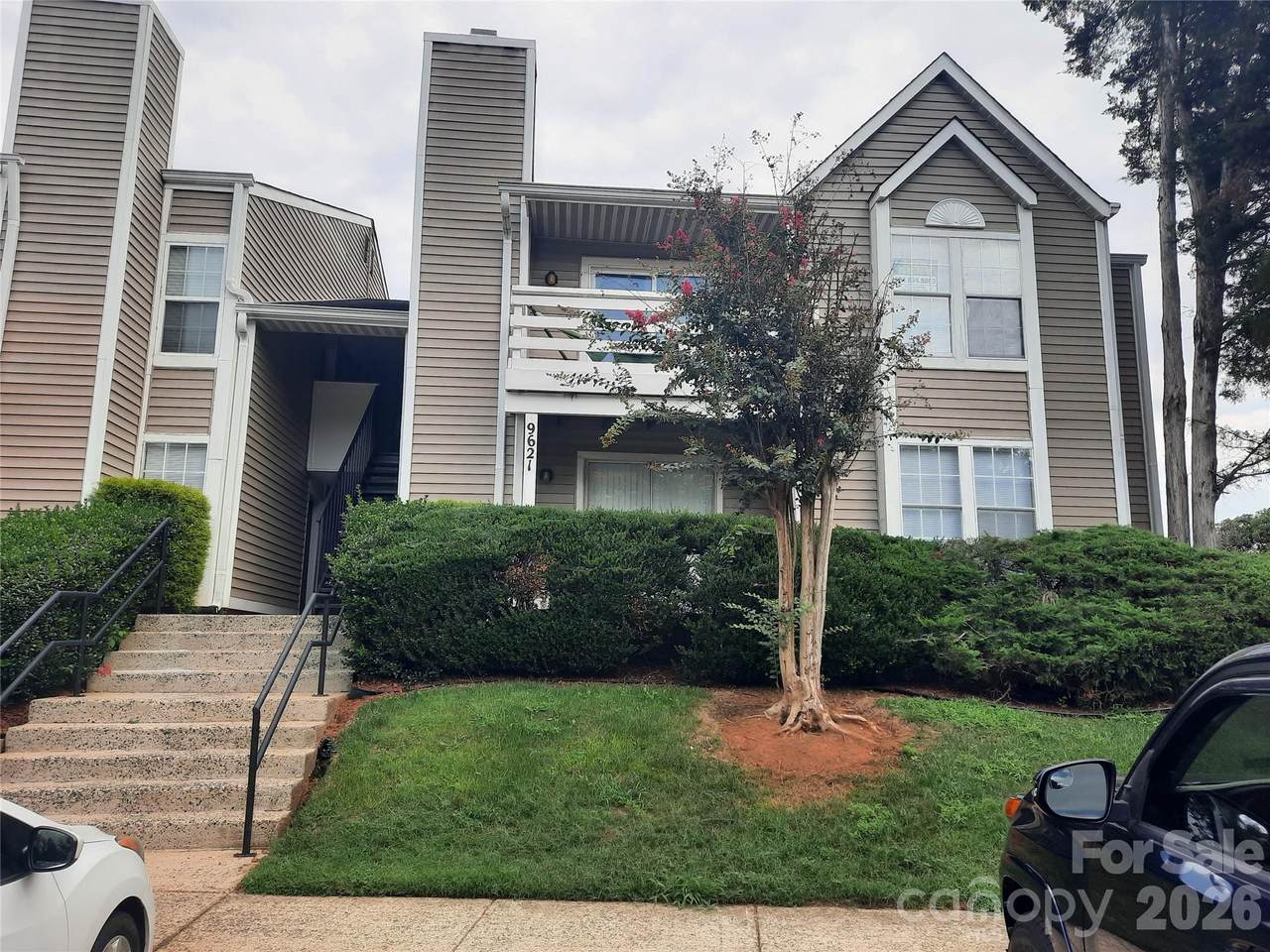 9621 Vinca Circle - Photo 1