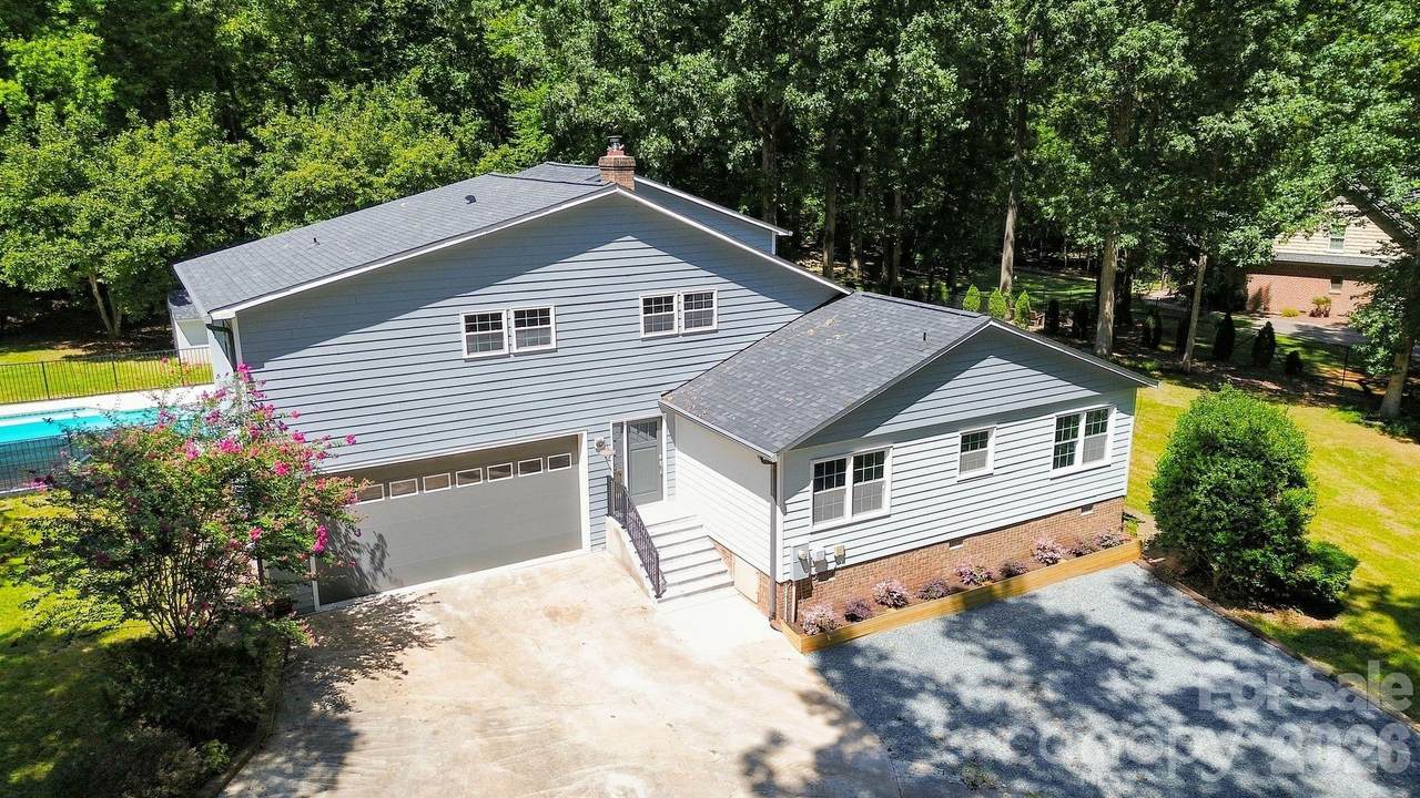 5225 Mayhew Country Drive - Photo 1