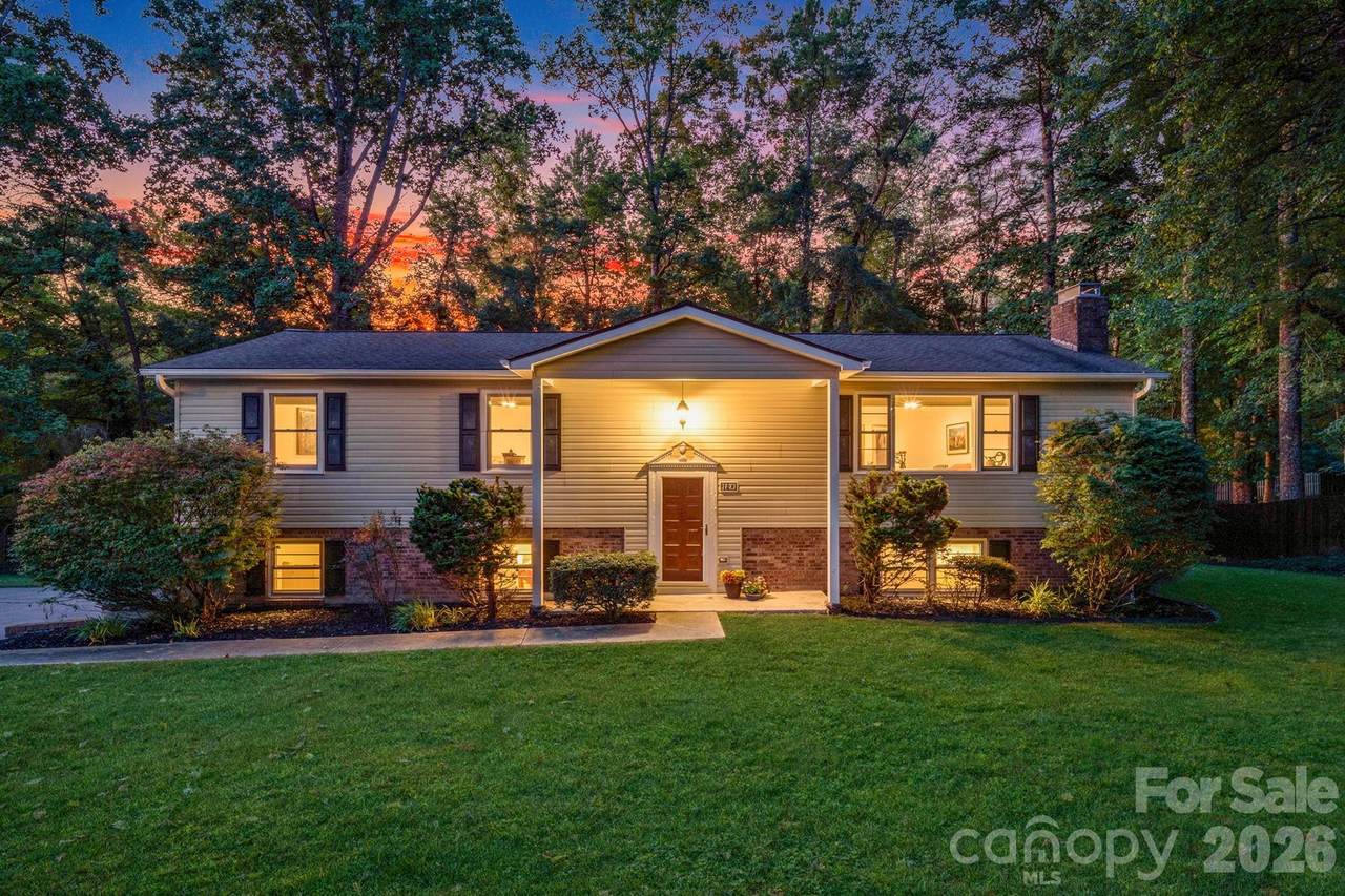129 Whisperwood Drive - Photo 1