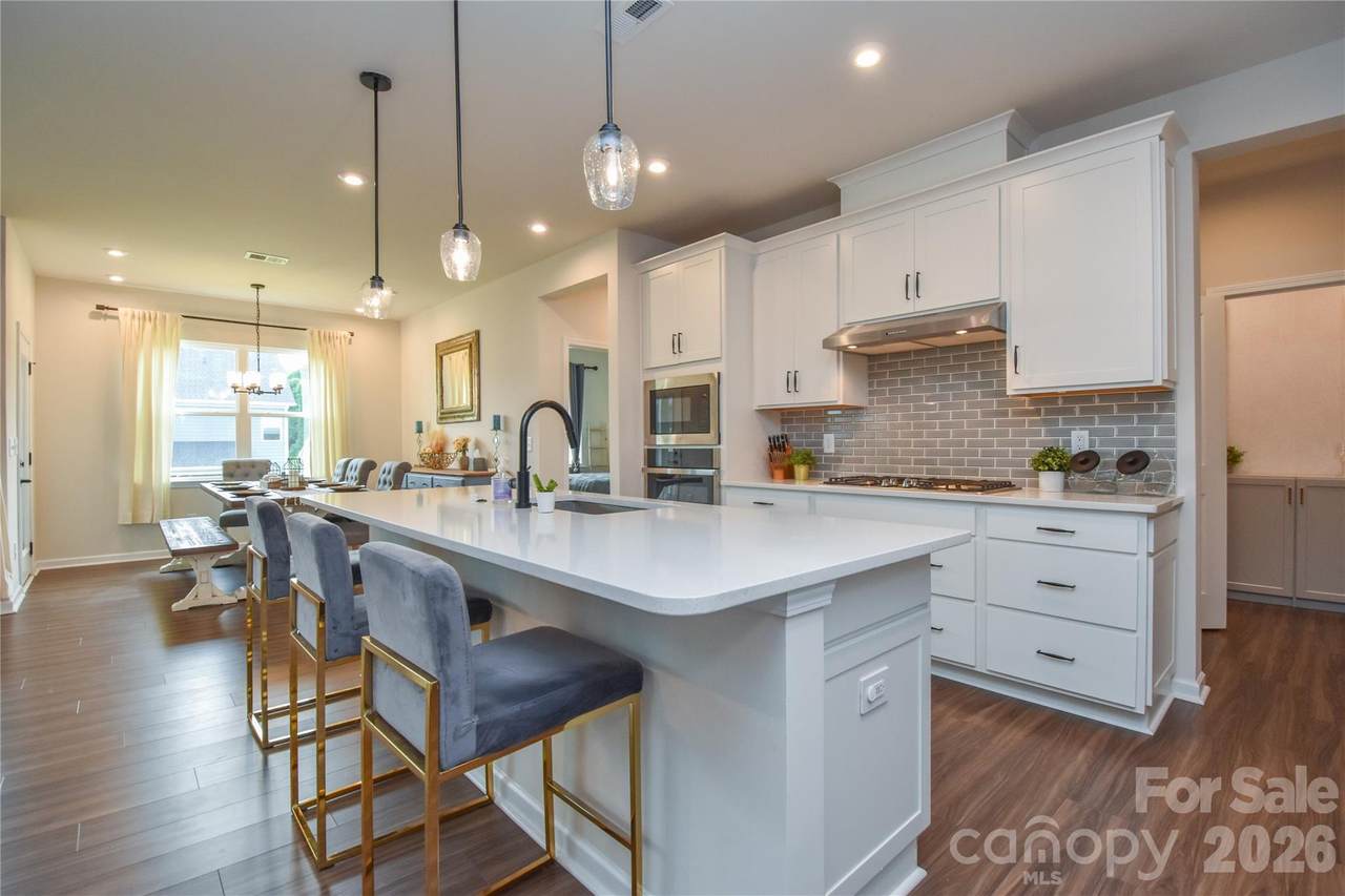 108 Ballou Drive - Photo 1