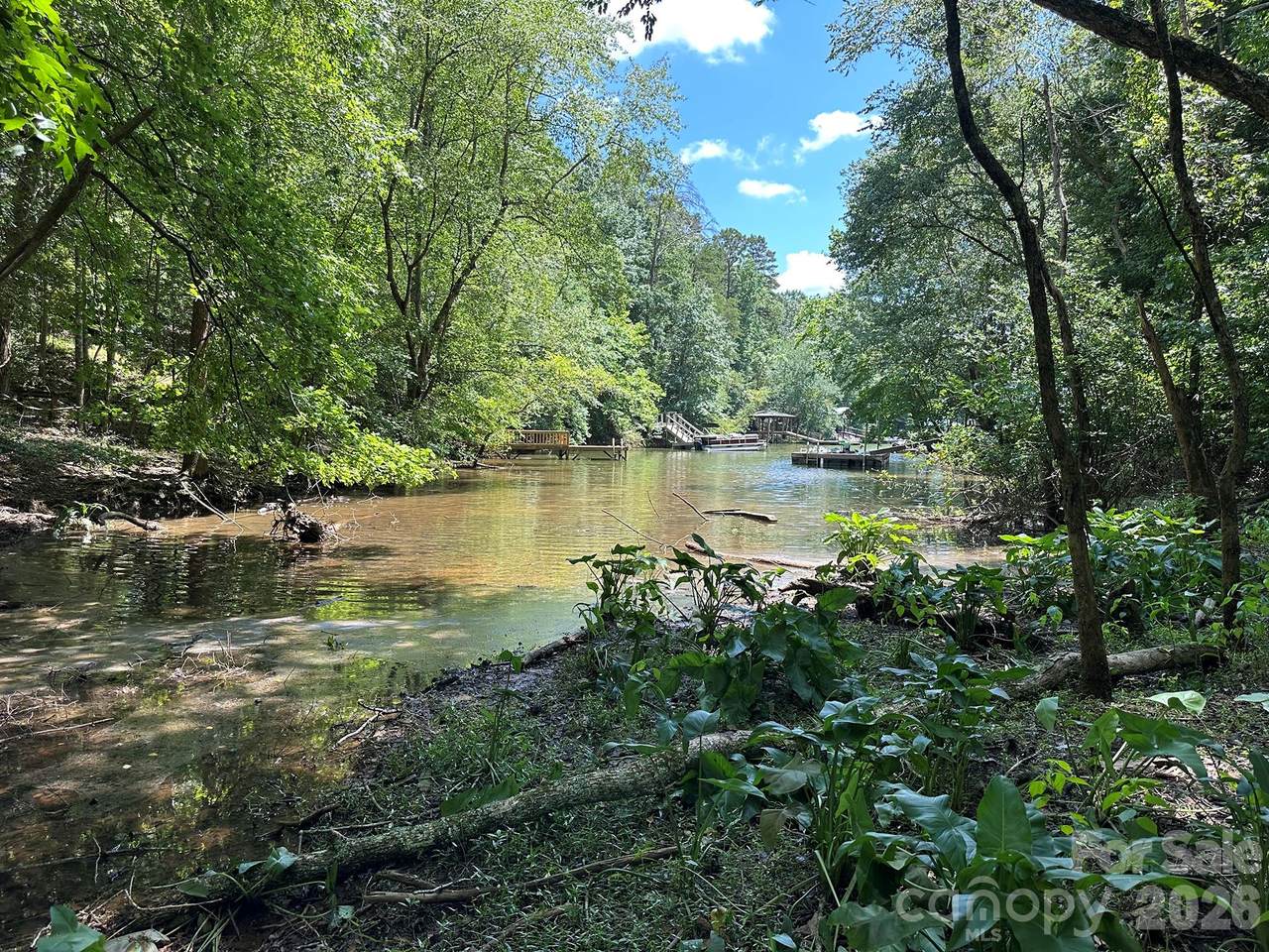 547 Stewart Rock Road - Photo 1